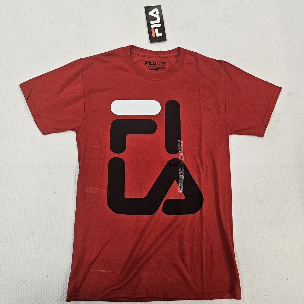 Fila Basic Logo Front Red Men's T-Shirt in Small